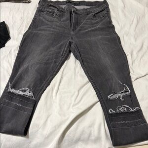 Express Gray Ankle & Cropped Jeans